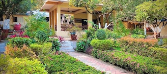 Pench Kulamama Safari Resort