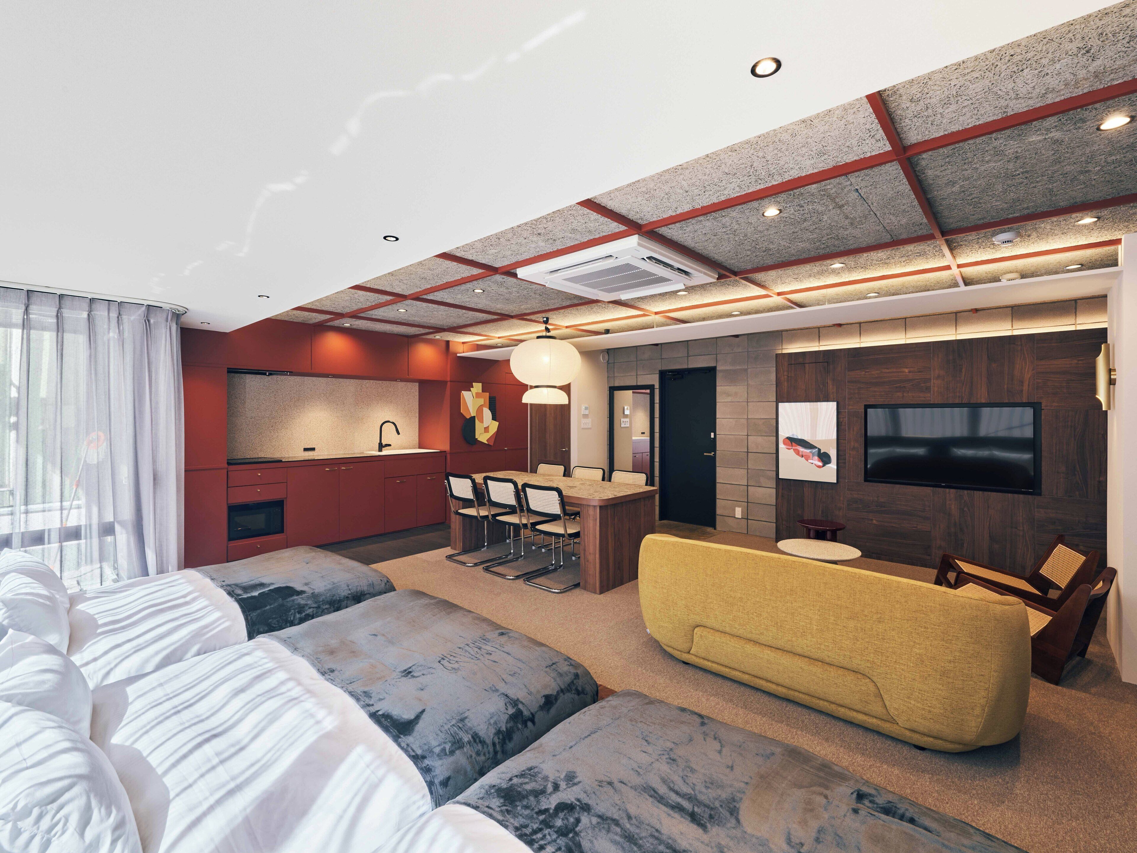 Superior Studio | Desk, free WiFi