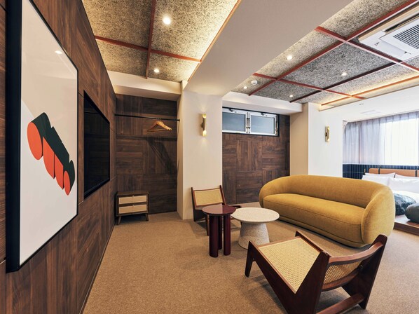 Superior Studio | Living area