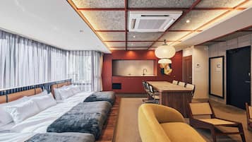 Superior Studio | Desk, free WiFi