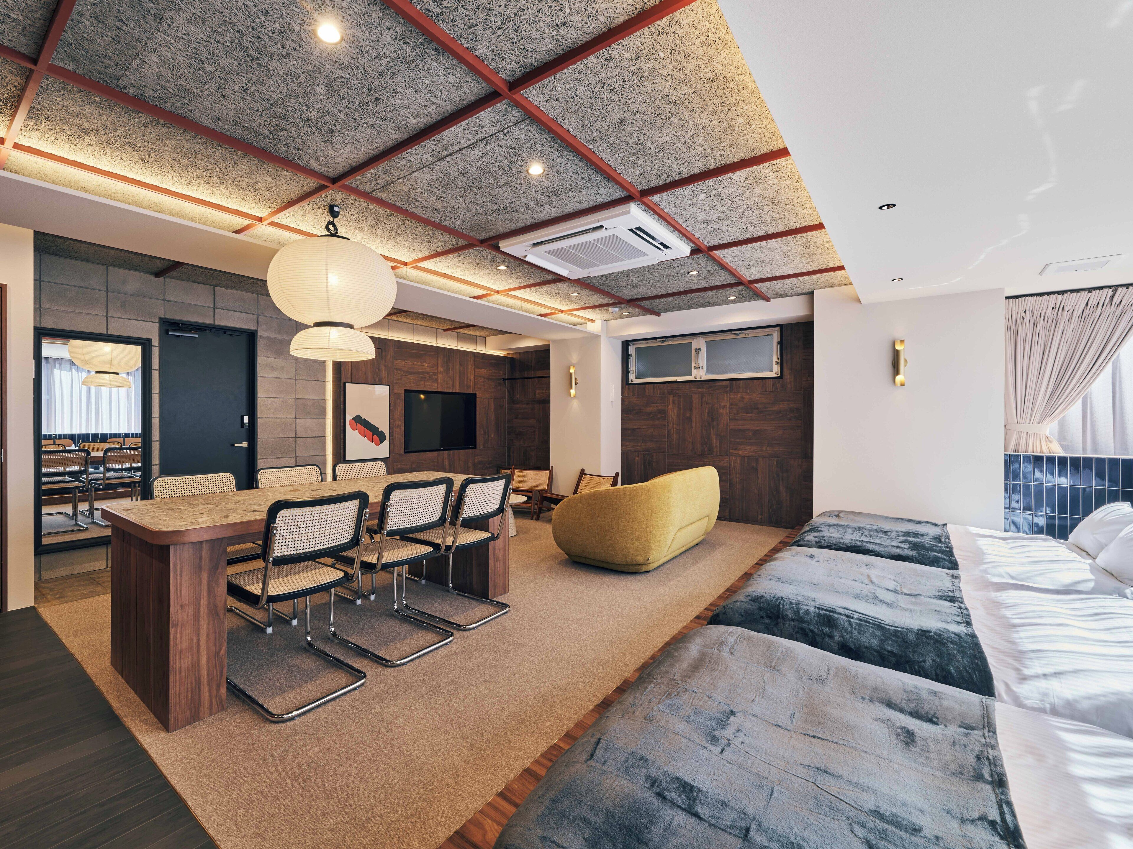 Superior Studio | Desk, free WiFi