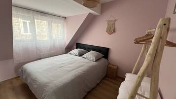 1 Schlafzimmer, Bügeleisen/Bügelbrett, kostenloses WLAN, Bettwäsche