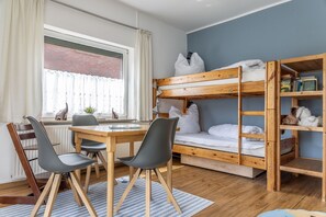 Unclassified image, 4 of 16, button