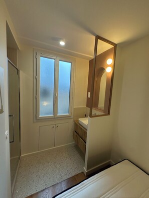 1 chambre, fer et planche à repasser, Wi-Fi