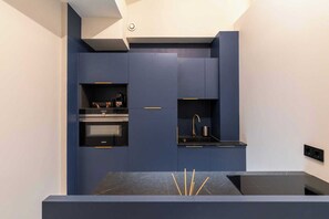 Fridge, microwave, oven, coffee/tea maker - DIFY Jarente - Quartier Ainay (Lyon)