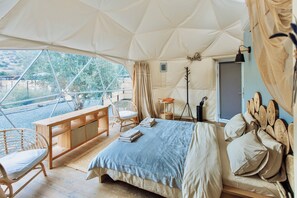 Superior Suite, Hill View | Blackout drapes, free WiFi - Geometry Park (Agios Theodoros)