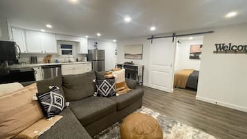 TV, fireplace, video games