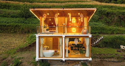 Shangrila Rénao - The Doll House