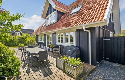 Amazing home in Spøttrup