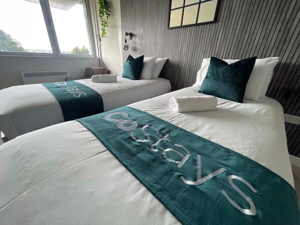 Room - Costays Apartment Standard Double Studio (Middlesbrough)
