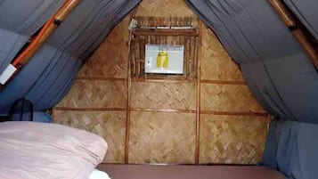 3 chambres, accĂšs Internet, draps fournis