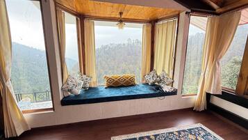 Luxury Double Room, Valley View | Wi-fi percuma