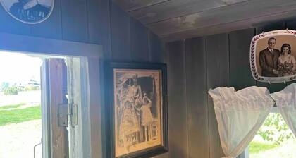 Veslestua - Beach Bliss and Fishing Fun