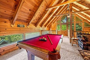 Games room - Peaceful 2BR w/Hot Tub*Pool Table*Community Pool (Sevierville)