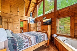 2 bedrooms, desk, iron/ironing board, travel cot