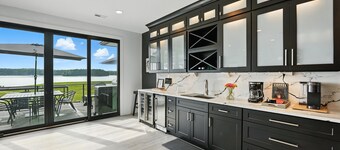 Modern Lake Anna Retreat Perfect for Families, Pool, Private Beach, Sleeps 16+