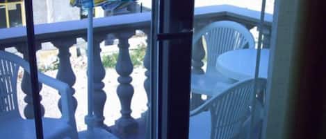 Apartment (Studio Apartment (right)) | Balcony