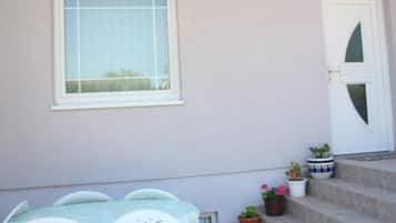 Apartment (Two Bedroom Apartment (left)) | Exterior