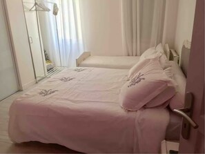 1 Schlafzimmer, Bügeleisen/Bügelbrett, WLAN, Bettwäsche