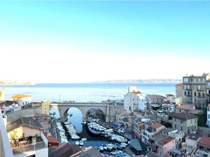 Marina - Breathtaking view of the Auffes valley (Marseille)