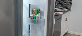 Cozy MountZion 2BR Suite - Londonderry Mall & Henday