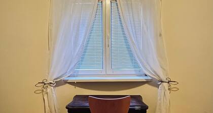Lily BUDAPEST - Ruhiges Apartment mit Gartenblick im Herzen der Innenstadt