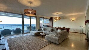 TV - Luz by Check-in Portugal (Lagos)