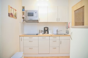Fridge, stovetop, dishwasher, coffee/tea maker - Experience unforgettable vacation moments in the Villa am Meer App. 62 (Grömitz)