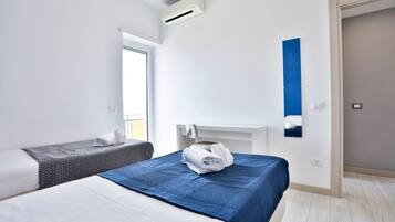 3 camere, una scrivania, ferro/asse da stiro, Wi-Fi