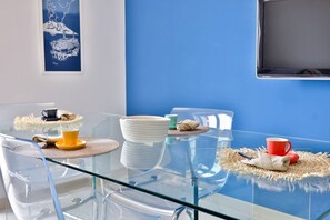 Dining - GuestHost - Vento di Mare House (Naples)