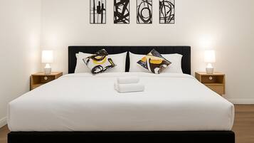 1 habitación, tabla de planchar con plancha, wifi y ropa de cama