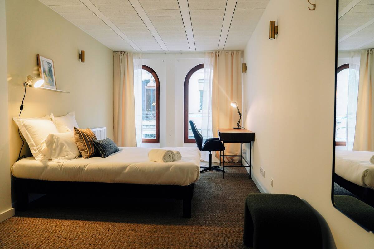 Double Room, 1 Double Bed | Desk, laptop workspace, iron/ironing board (on request), WiFi (free)