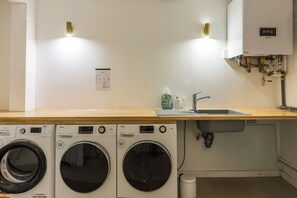 Laundry room - Outsite Bordeaux - Work, Connect, Explore (Bordeaux)