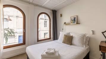 Double Room, 1 Double Bed | Desk, laptop workspace, iron/ironing board (on request), WiFi (free)