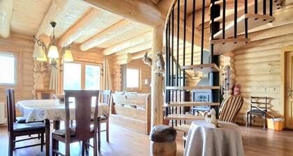 Geräumiges Chalet mit sicherem Parken in der Nähe des Teichs