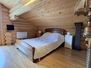 4 bedrooms