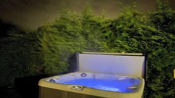 Idromassaggio all'aperto