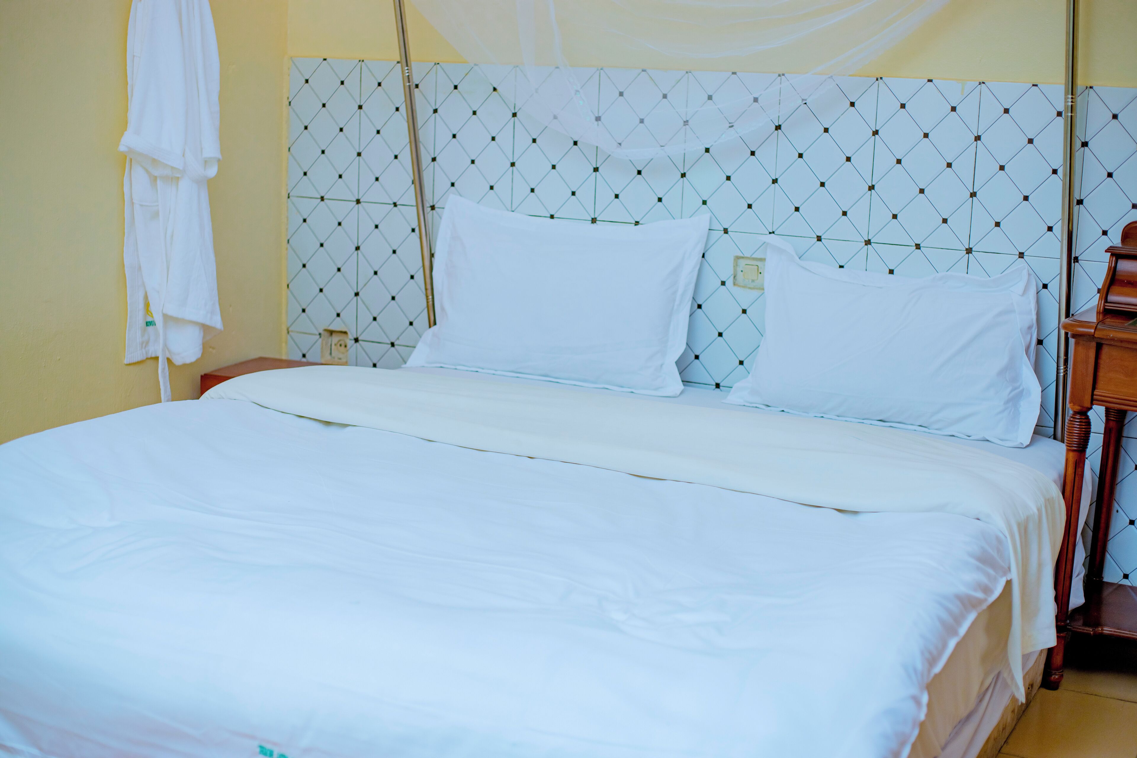 Comfort Double Room | Iron/ironing board, free WiFi