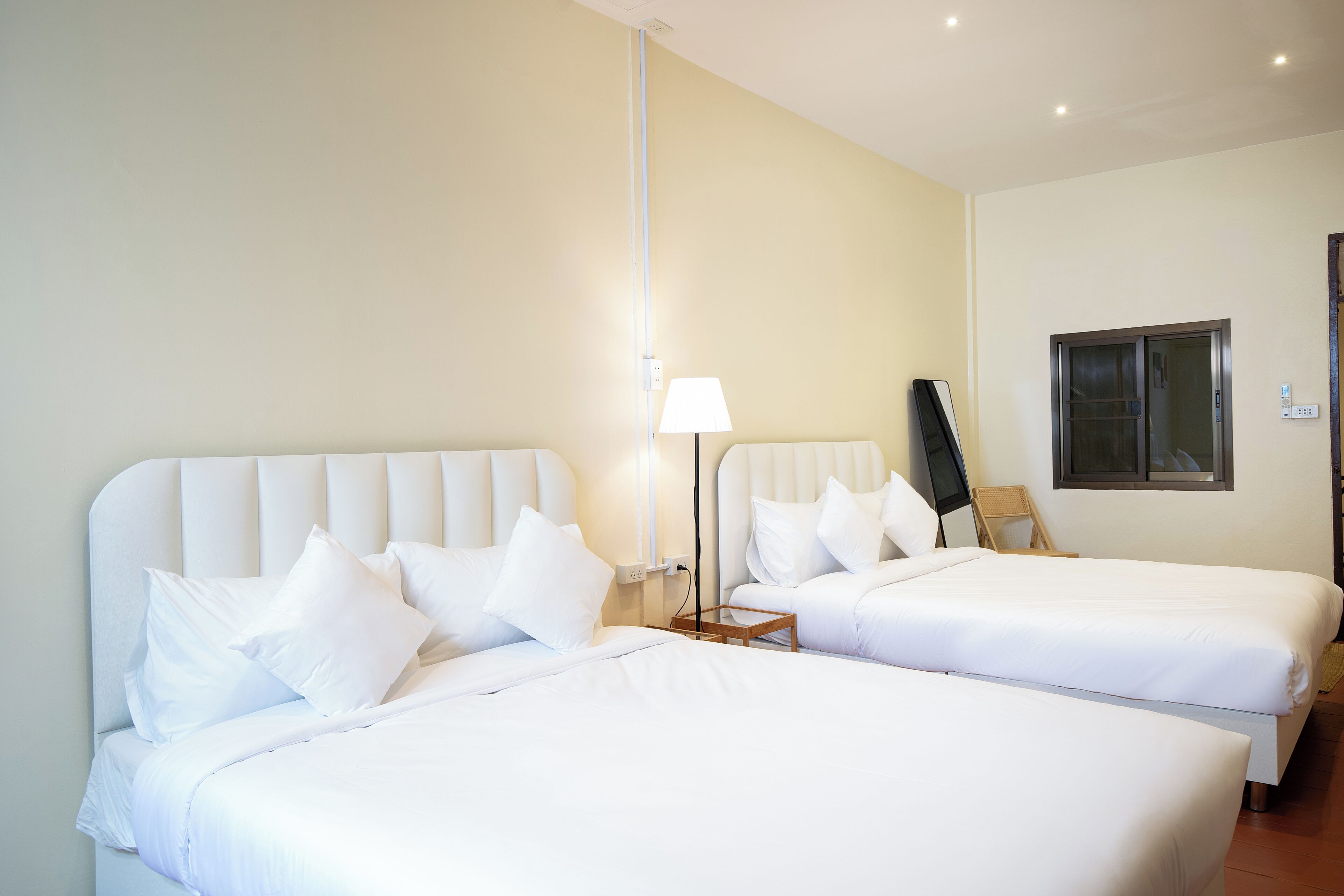 Wi-Fi gratuit, draps fournis