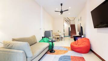 House, Kitchen | Living area