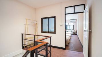 Rumah, dapur | Area keluarga