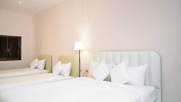 Free WiFi, bed sheets