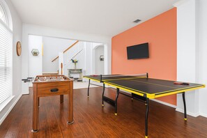 3 bedrooms - Sleeps 16 Game Room Firepit Grill Frisco (Frisco)