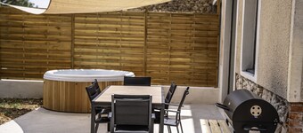 Gîte des Roussèles - Air-con, Spa, Garden