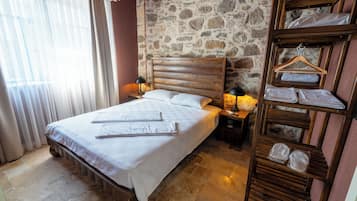 Economy Double Room, Non Smoking, Housekeeping