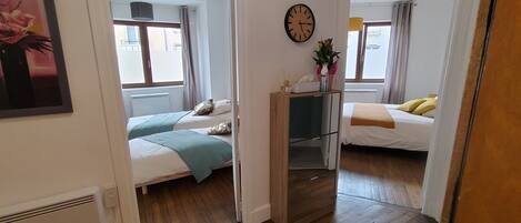 Iron/ironing board, WiFi, bed sheets