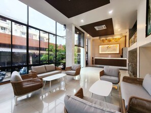 Siddeområde i lobbyen