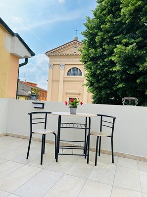 Deluxe Apartment | Terrace/patio