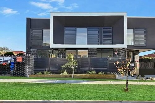 Luxury Private Room For Rent