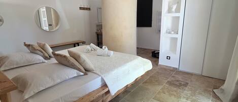 Reisekinderbett, kostenloses WLAN, Bettwäsche